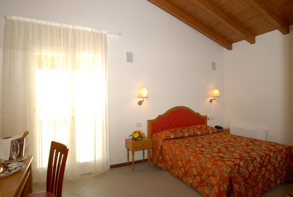 Villa Aretusi Bologna Værelse billede